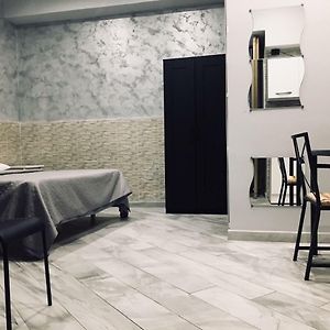 Classic  Separate Building Studio